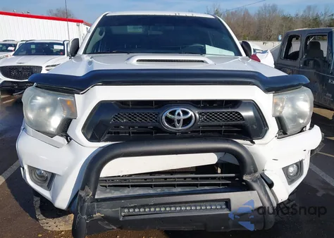 2014 Toyota Tacoma Base V6 z USA, uszkodzony, nr VIN 5TFLU4EN4EX099014
